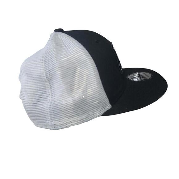 New Era NY Snapback Trucker Hat - Black & White - Picture 5 of 8